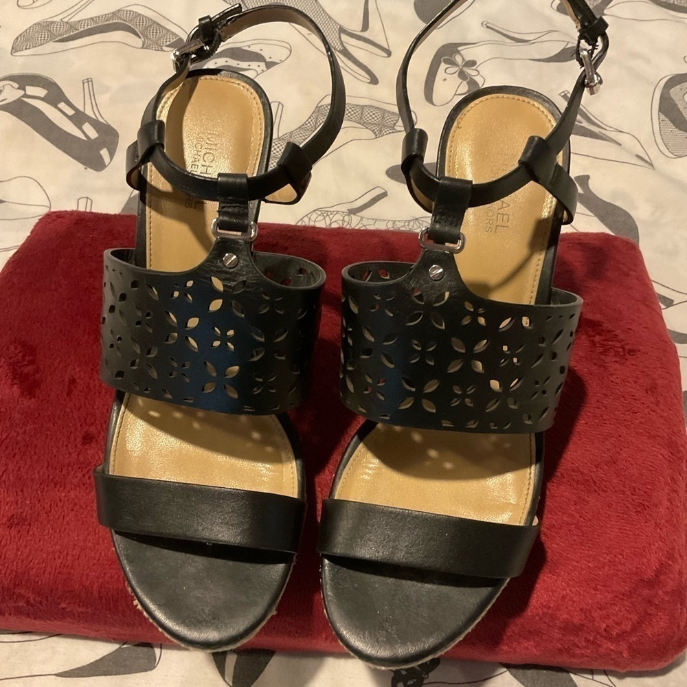 MICHAEL Michael Kors Espadrilles Size 7.5
